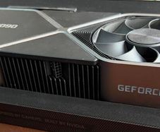 NVIDIA GeForce RTX 3090 Founders Edition 24GB - Perfect Condition!