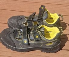 safety sandals