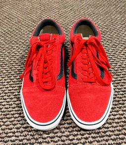 Red Vans Old Skool Size 8 (EU 42)