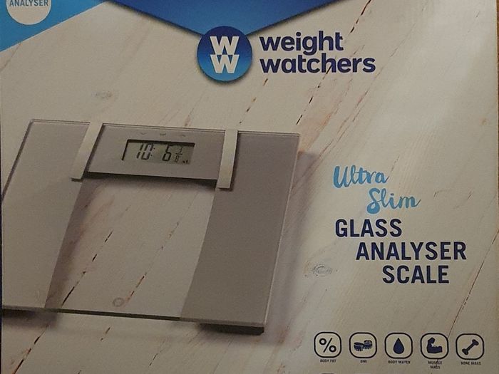 Weighwatchers Ultra Slim Glass Analyser scale