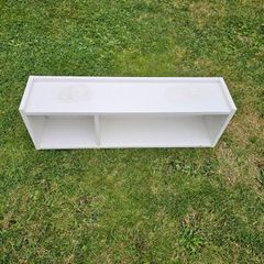 wall mounted shelving unit