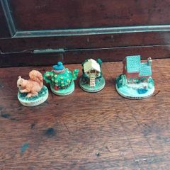 4 Vintage Tea Collectables