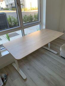 solid office desk for sale Like new 180x60