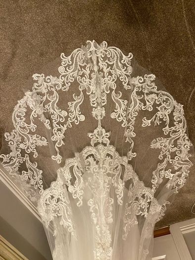 Wedding dress immaculate condition