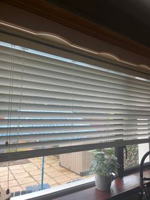Venetian blinds
