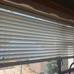 Venetian blinds