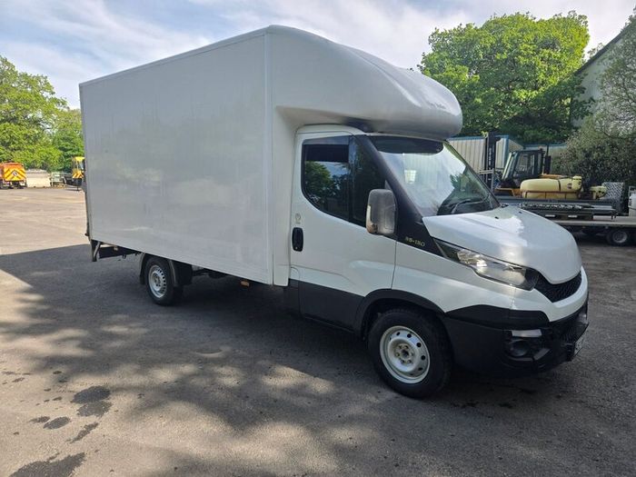 Iveco Daily 2015 Luton /Tail lift ( LOW MILEAGE)