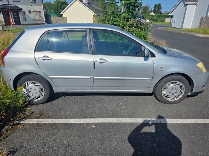 2004 Toyota Corolla