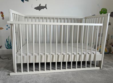 Toddler cot and bed