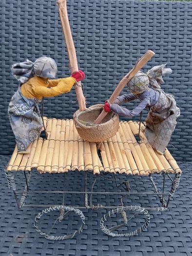 Vintage Decorative Item, movable