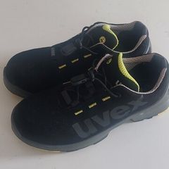 Uvex safety shoes