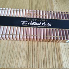 Too faced palette Born this way