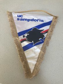 Sampdoria football club pennant signed by Francis and Souness