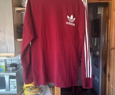 Adidas top