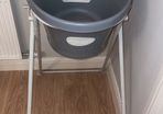Shnuggles baby bath and folding stand