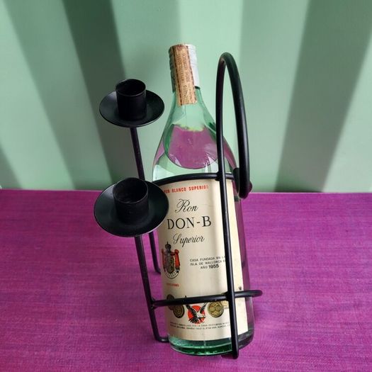 Bottle cradle with candleabra for Decanting