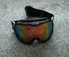 ski goggles