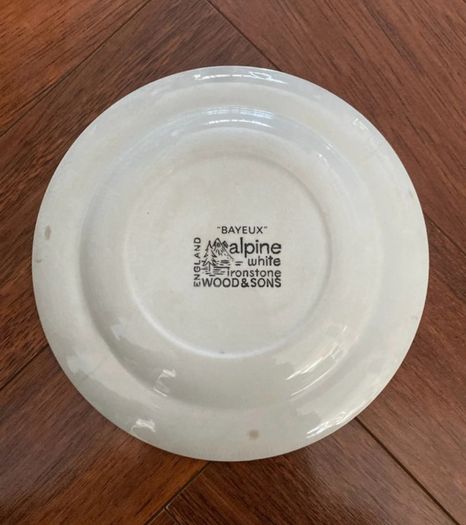 Vintage Woods And Sons Bayeux Pattern Side Plates & Gravy Boat