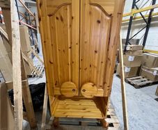 Storage locker