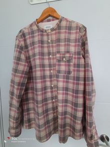 BURTON men's shirt. Size XL