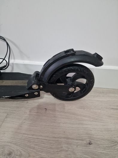 Folding Electric Scooter 350W Motor LCD Display Screen 3 Speed Modes