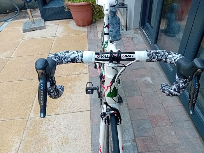 carbon road bike di2