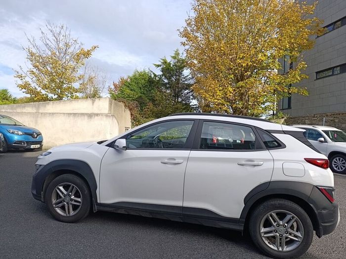 Hyundai KONA 2023