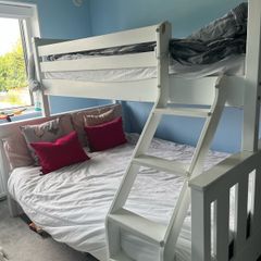 White solid wood sturdy double bed bunk