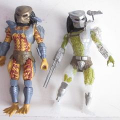 Two Predator Hunter Series 7" Action Figures 2020.