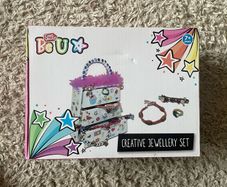 Be U Jewellery Set by Chad Valley