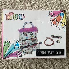 Be U Jewellery Set by Chad Valley