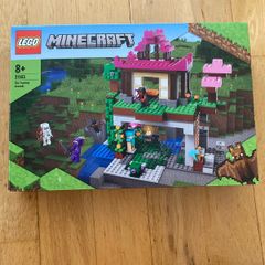 Lego Minecraft
