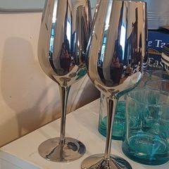 Elegant drinking glasses