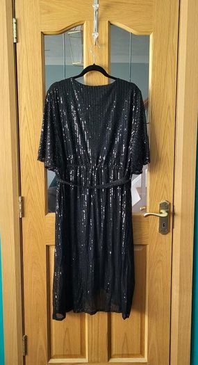 CurveWow black sequin dress, Size 26-28, BNWT