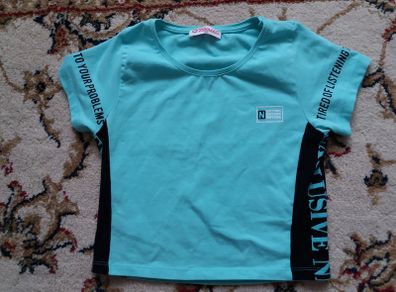 Girls tshirt 6-9yo