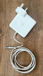 Apple  MagSafe Charger