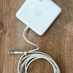 Apple  MagSafe Charger