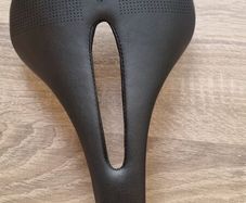 Carbon bicycle seat