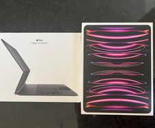 Ipad Pro 12.9(6th Generation) 256GB+Magic Keyboard