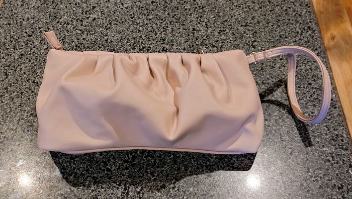 Ladies Handbags (New & used).
