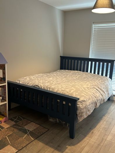 king bed