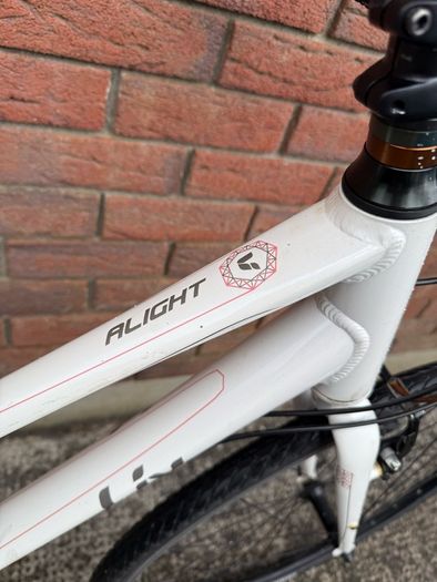 Giant Liv Alight 3 Hybrid Bike