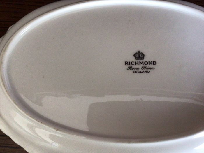 Fine Bone China Milk Jug & Sugar Bowl On China Tray