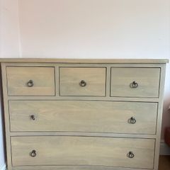 Chest of drawers and locker