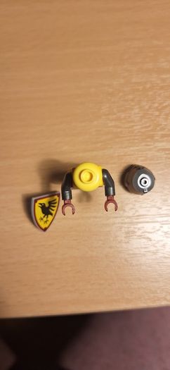 LEGO Collectible Minifigures Series 20 Tournament Knight
