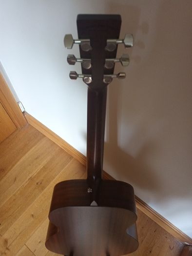 acoustic guitar