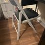 desk and chair Image 3