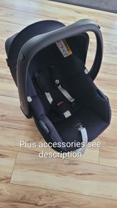 Maxi cosi tinca cabriofix, isofix base plus accessories