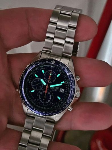 Watch Seiko Pilot Chronograph.