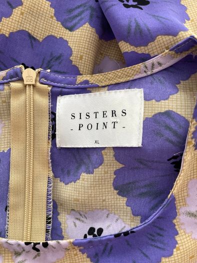Sisters Point Venetia Floral Print Blouse - Size XL